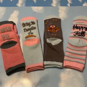 Set of 4 Pairs Fall/ Thanksgiving Socks Size 9/11